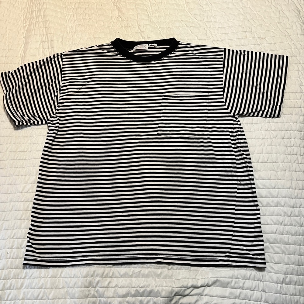 Vintage Black and White Striped Short Sleeve Tee L/XL - Picture 5 of 7
